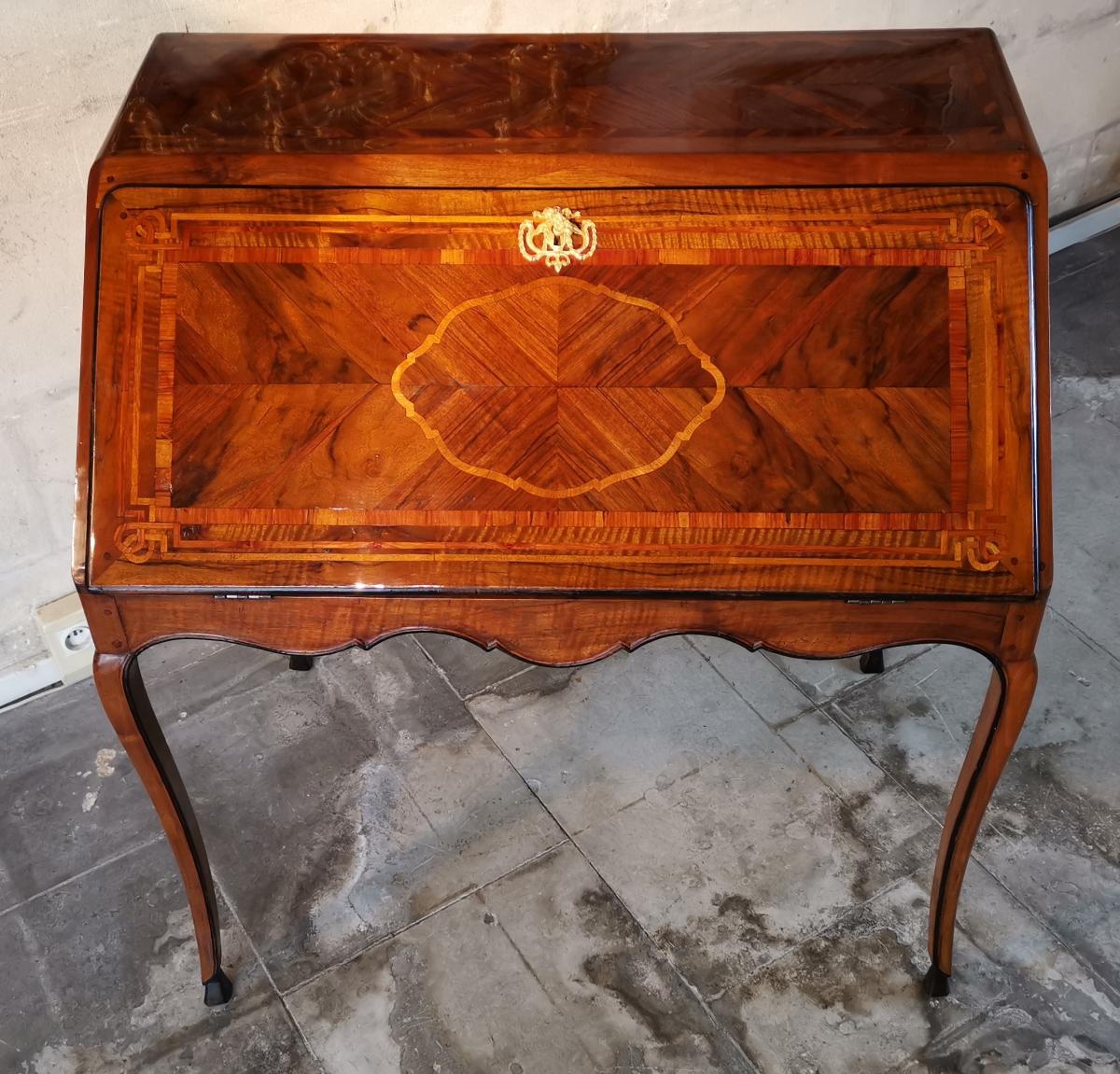 Secrétaire à Dessus Brisé D’époque Louis XV, Région Lyonnaise, Vers 1740.-photo-3