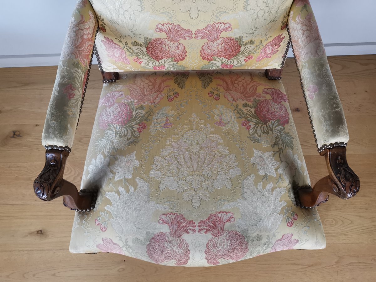 A Regence Armchair Early 18th Century Circa 1720-photo-8