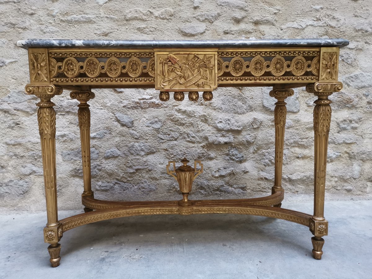 Table Console Néoclassique à Quatre Pieds de style  Louis XVI 