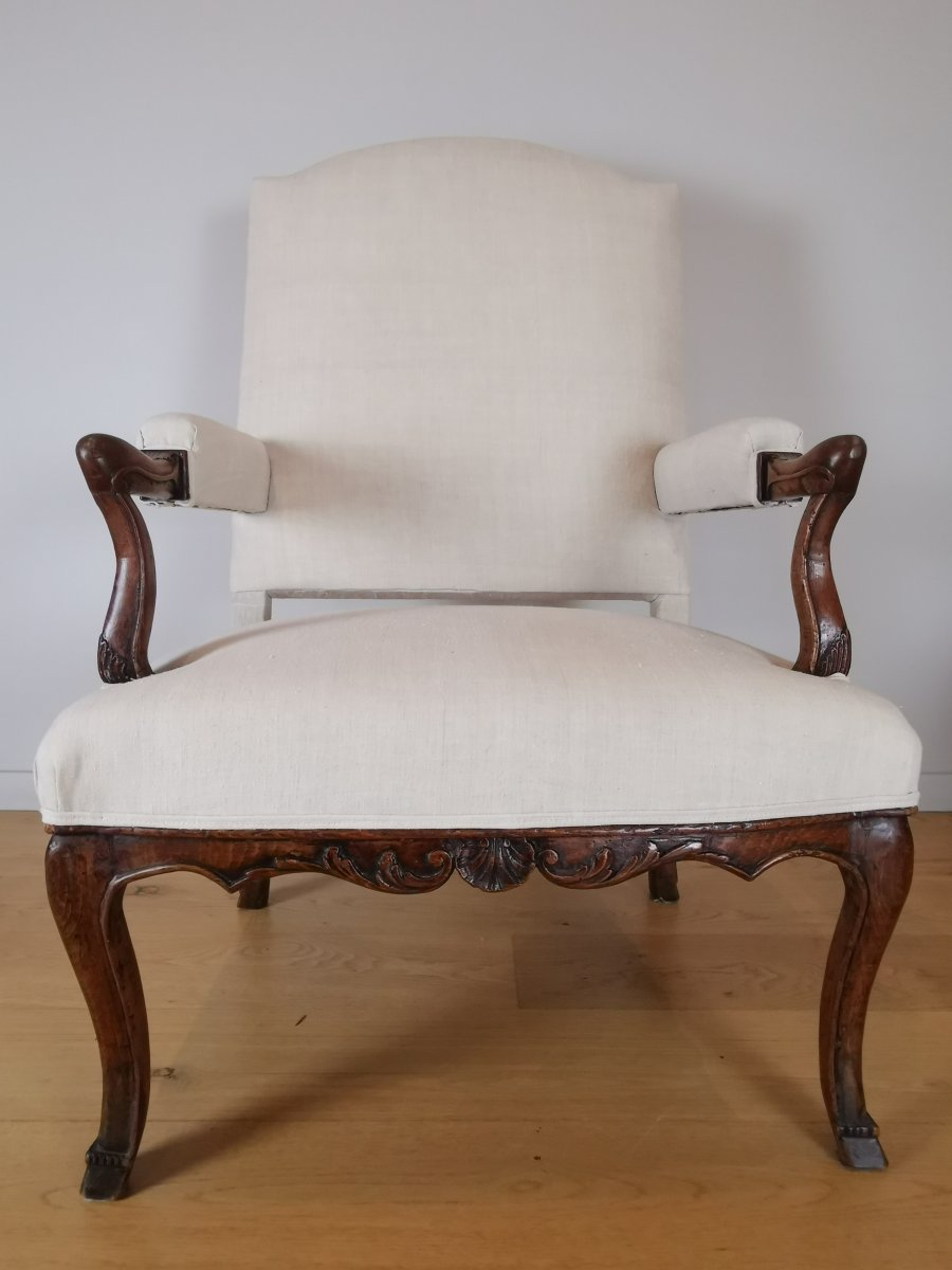 A Beechwood  Regence Armchairs Pair Early 18th Century Circa  1720-1730.-photo-2