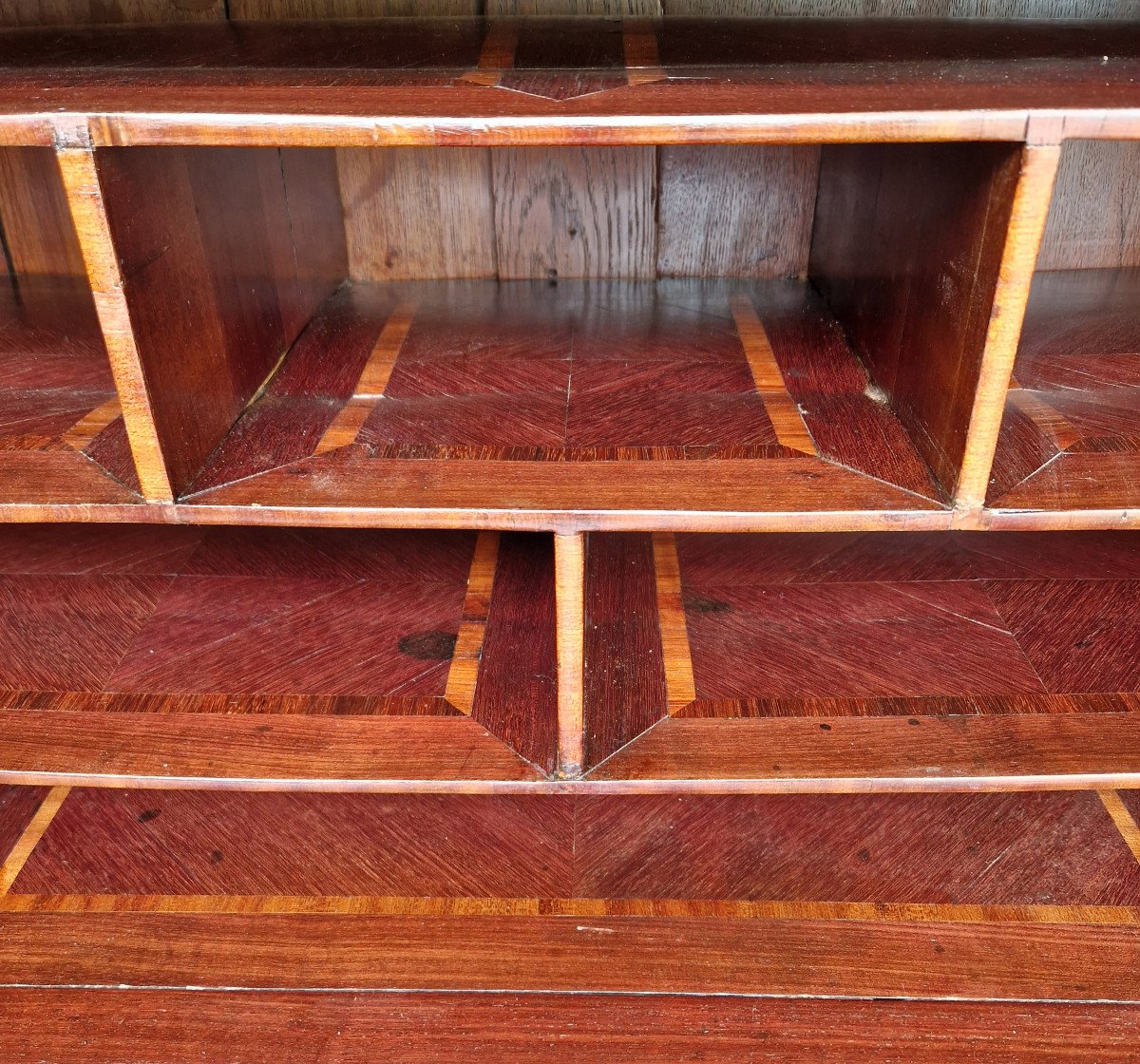 A Régence Ormolu-monted Kingwood And Satin Venerered Secretaire Stamped By Etienne Doirat. -photo-2