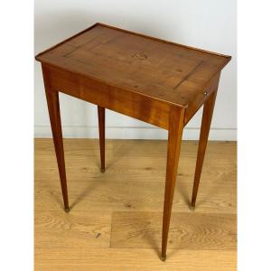 Small Salon Table, Neoclassical Early Louis XVI 18th Century Circa 1770-1775.