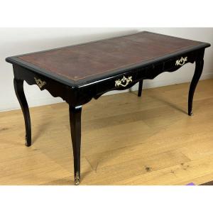 A Louis XV Large  Flat Desk Mid 18-th Century Circa 1755