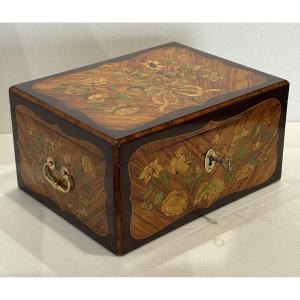 Jean-François Oeben (1721-1763), coffret d’époque Transition. 