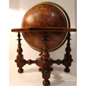 Globe De Table Céleste. 