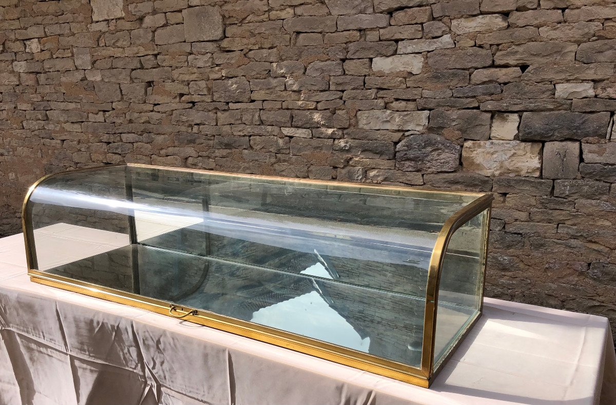 Ancienne Grosse Vitrine De Magasin.