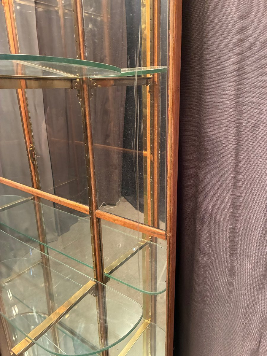 Old Display Case. Hotel, Casino, Brasserie, Luxury Business.-photo-2