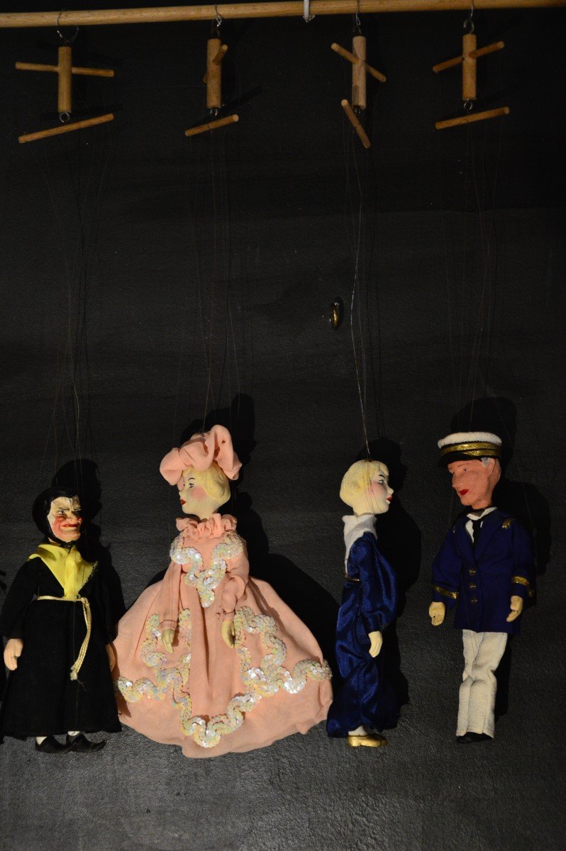 Old Puppets-photo-1