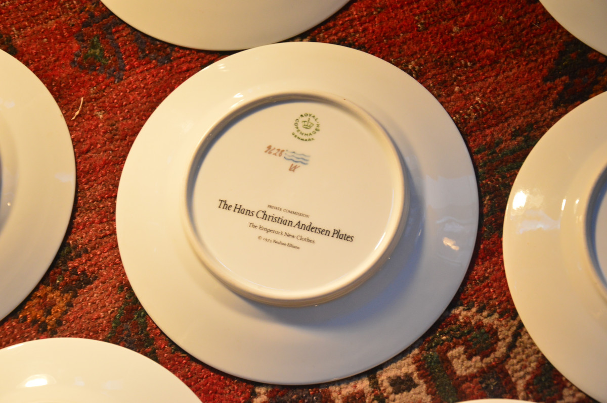 12 Assiettes Porcelaine Contes d'Andersen-photo-2