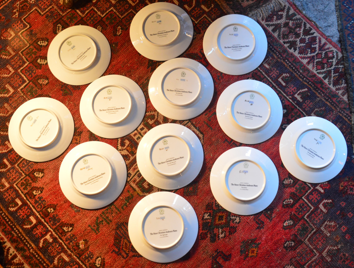 12 Assiettes Porcelaine Contes d'Andersen-photo-3