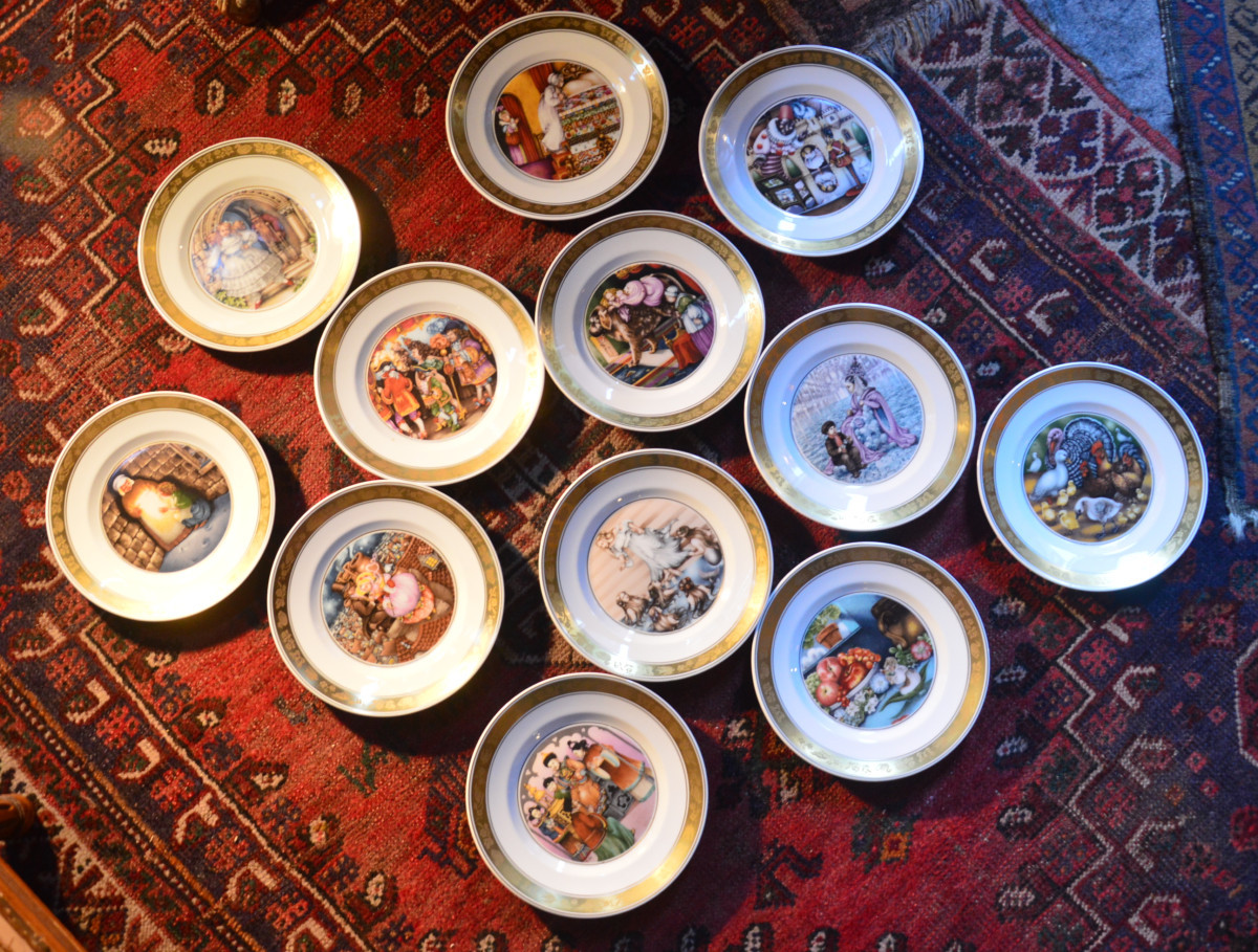 12 Assiettes Porcelaine Contes d'Andersen