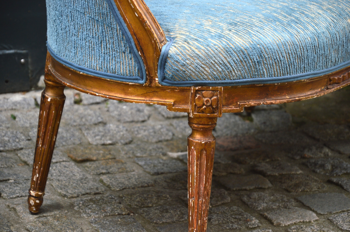 Louis XVI Small Sofa-photo-2
