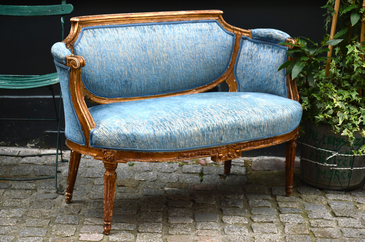 Louis XVI Small Sofa-photo-4