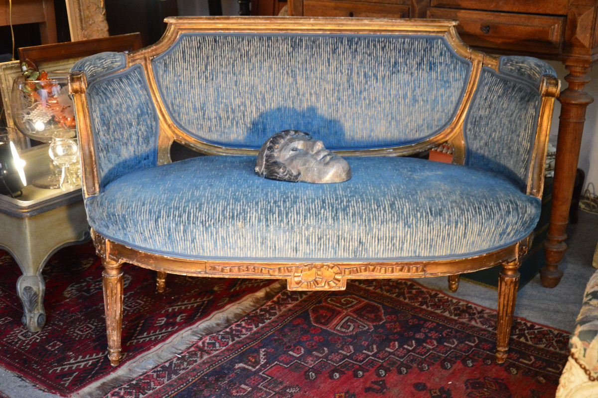 Louis XVI Small Sofa-photo-5