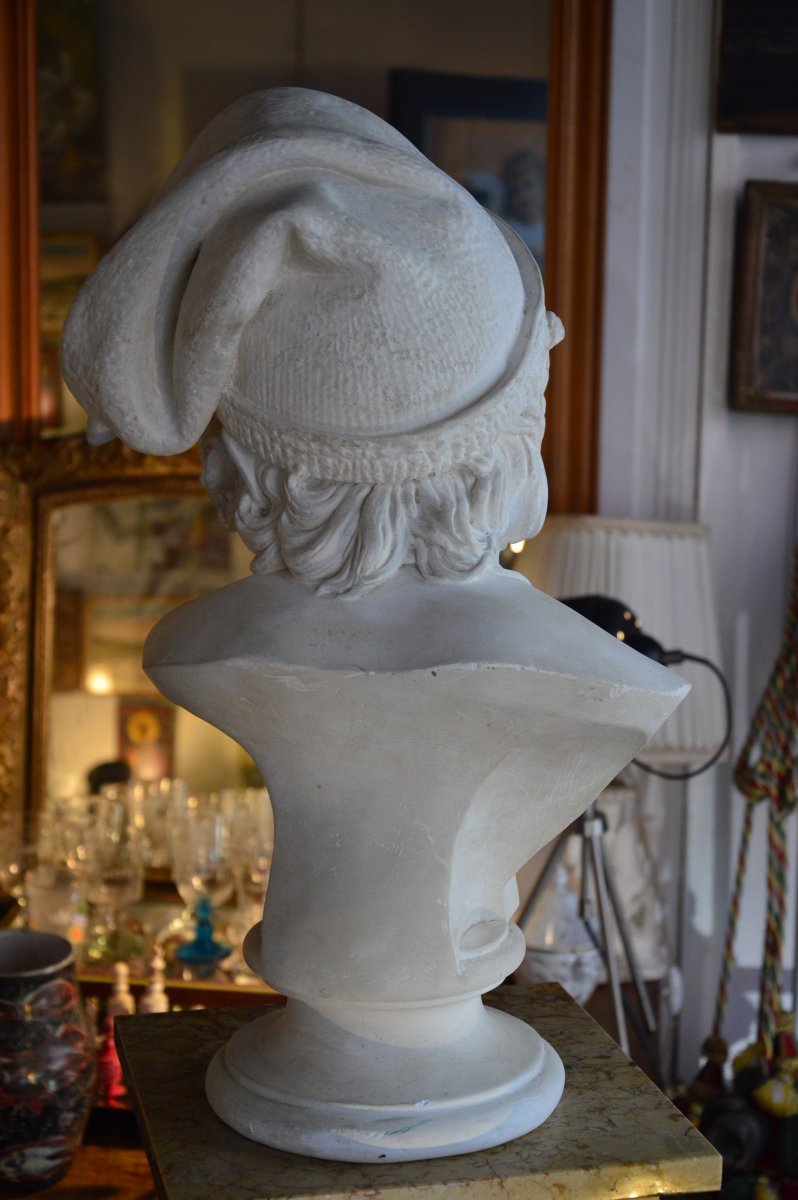 Bust Of A Neapolitan-photo-4