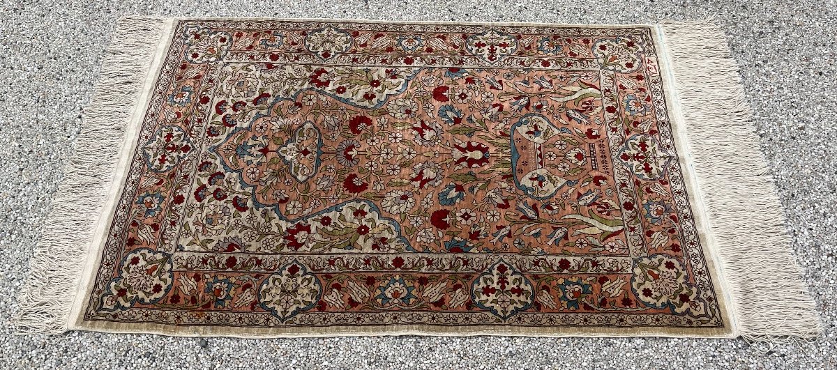 Small Hereke Silk Rug-photo-1