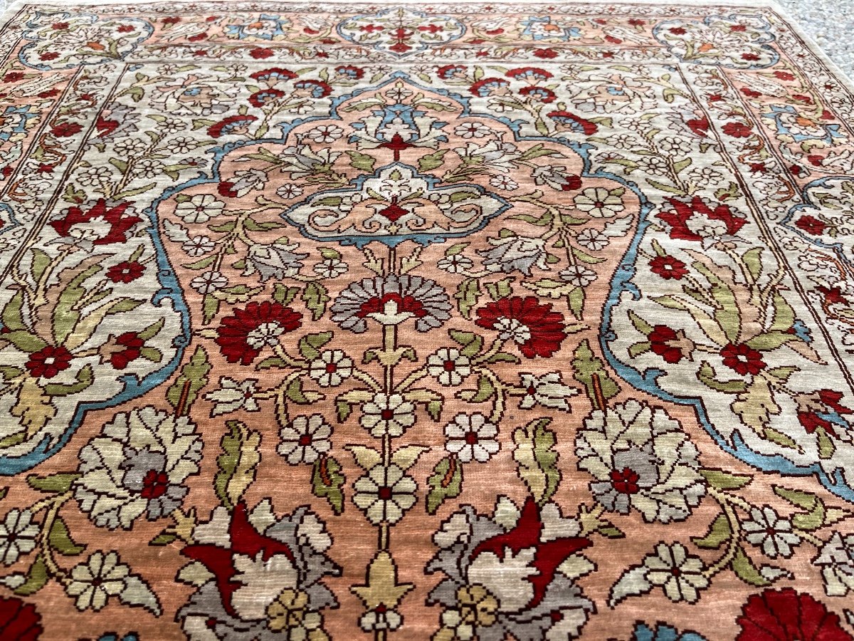 Small Hereke Silk Rug-photo-7