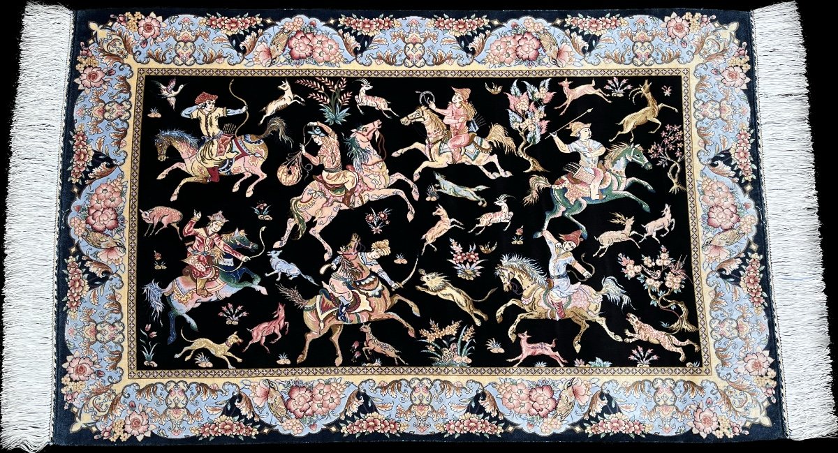 Indo-persian Silk Carpet Hunting Scene-photo-1