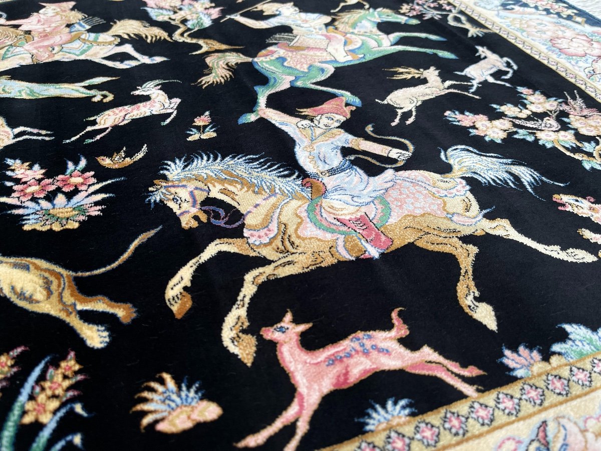 Indo-persian Silk Carpet Hunting Scene-photo-4