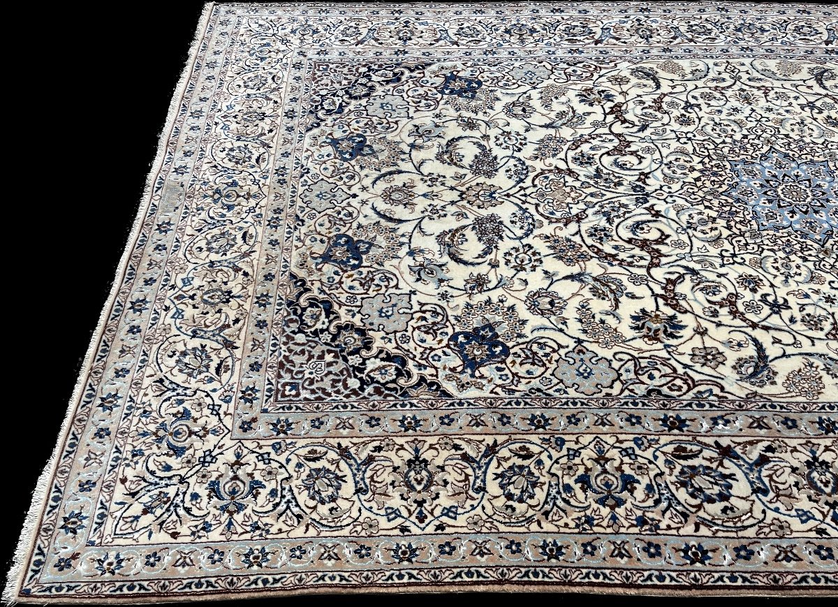 Nain Persian Carpet / Nain 6 Wool And Silk "signed Habibian"-photo-4