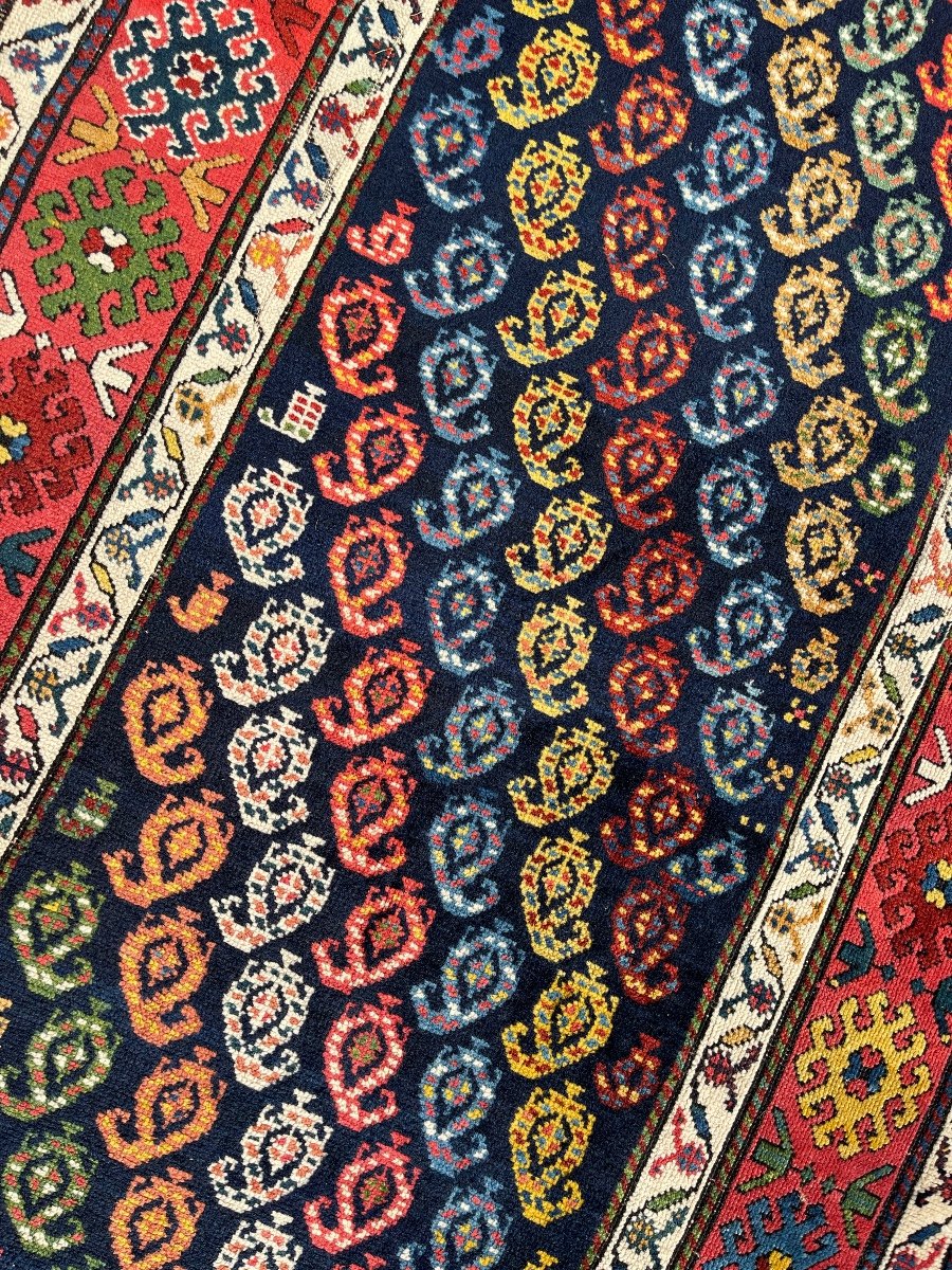 Old Caucasian Gendje Carpet. Late 19th-photo-3