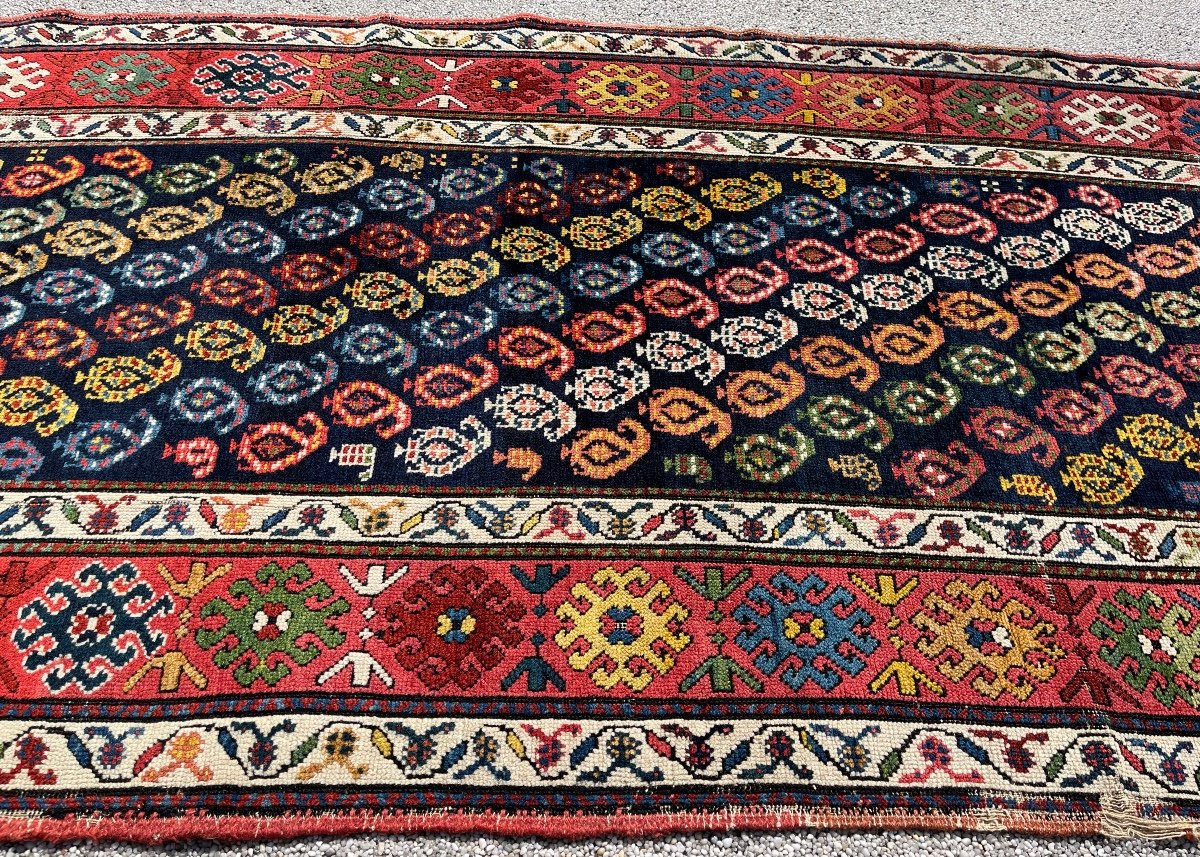 Old Caucasian Gendje Carpet. Late 19th-photo-3