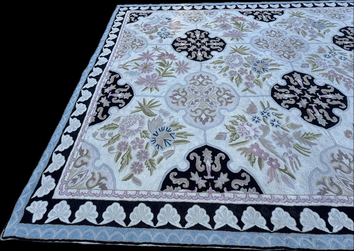 European Embroidered Rug 257x176 Cm-photo-3