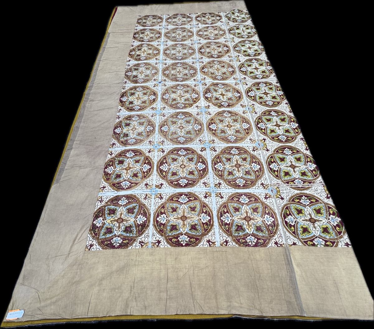 Large Aubusson Rug With Small Point 465 X 455 Cm-photo-8