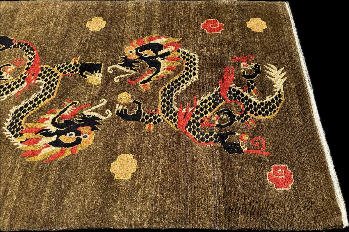 Antique Tibetan Rug With Dragon Patterns 200x120 Cm-photo-1