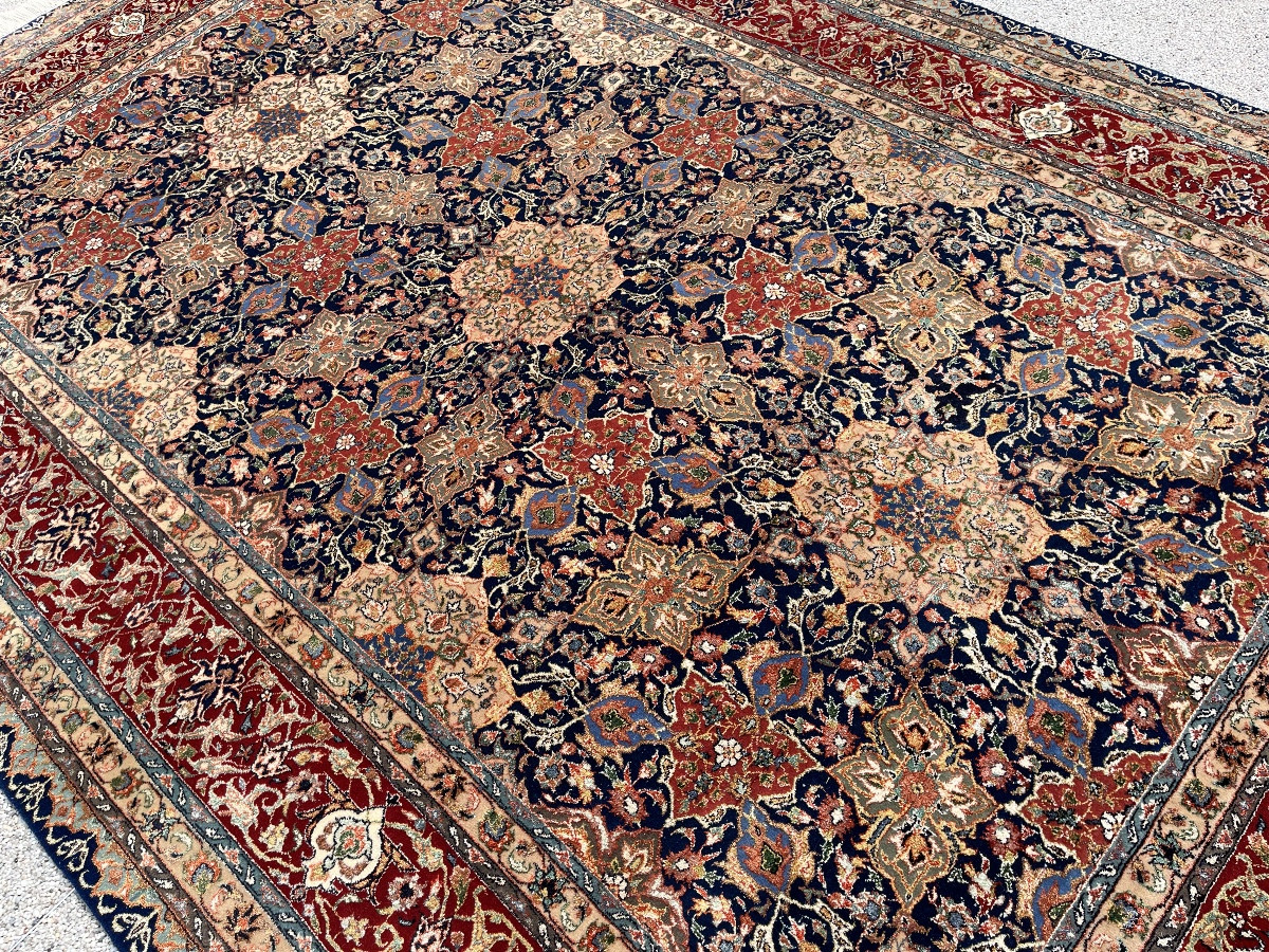 Indo-isfahan Wool And Silk Rug 270x180 Cm-photo-1