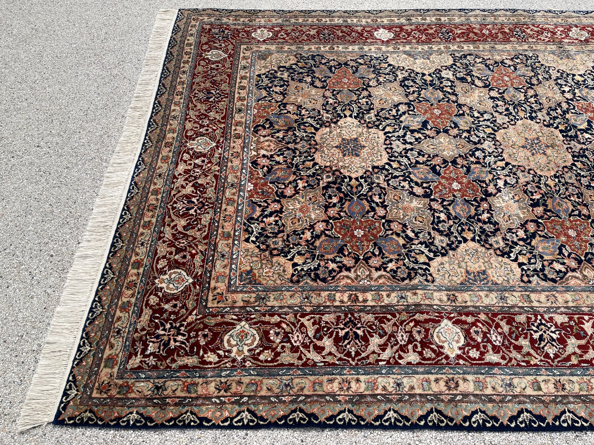 Indo-isfahan Wool And Silk Rug 270x180 Cm-photo-2