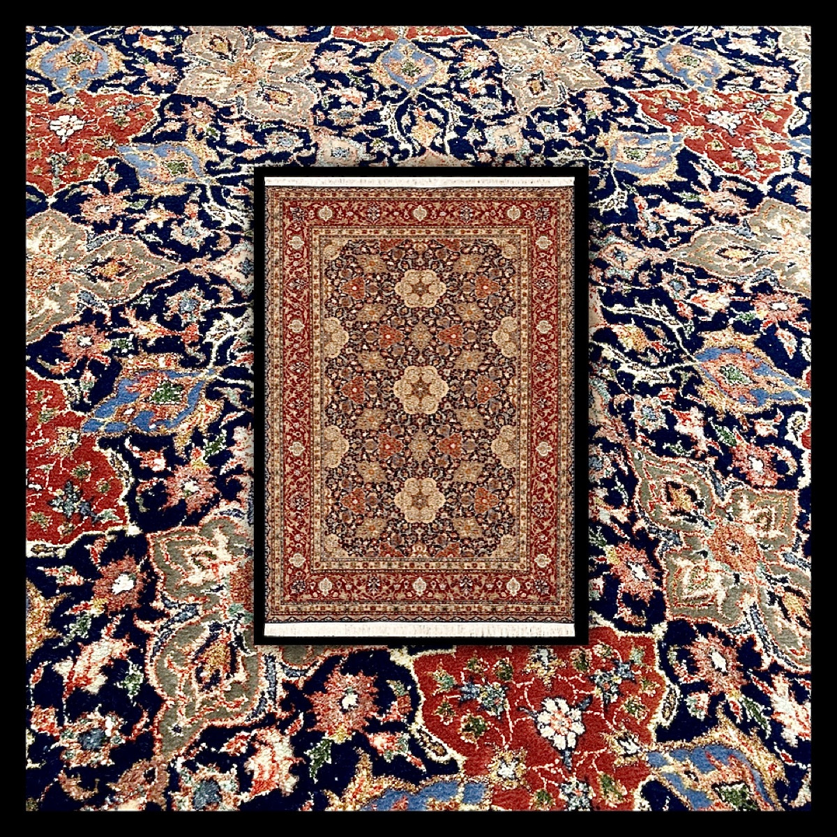 Indo-isfahan Wool And Silk Rug 270x180 Cm
