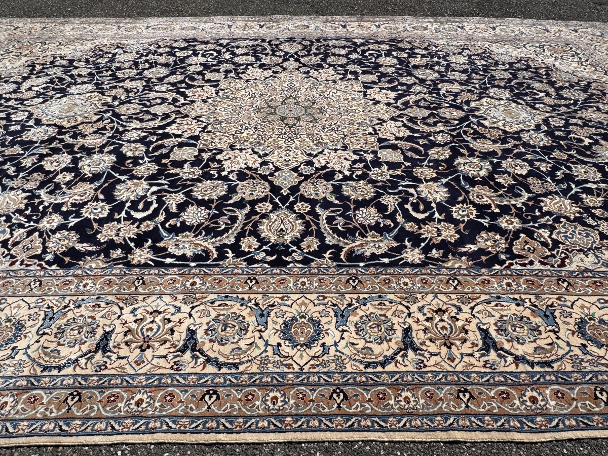 Naïn Persian Rug, 540 X 350 Cm -photo-1