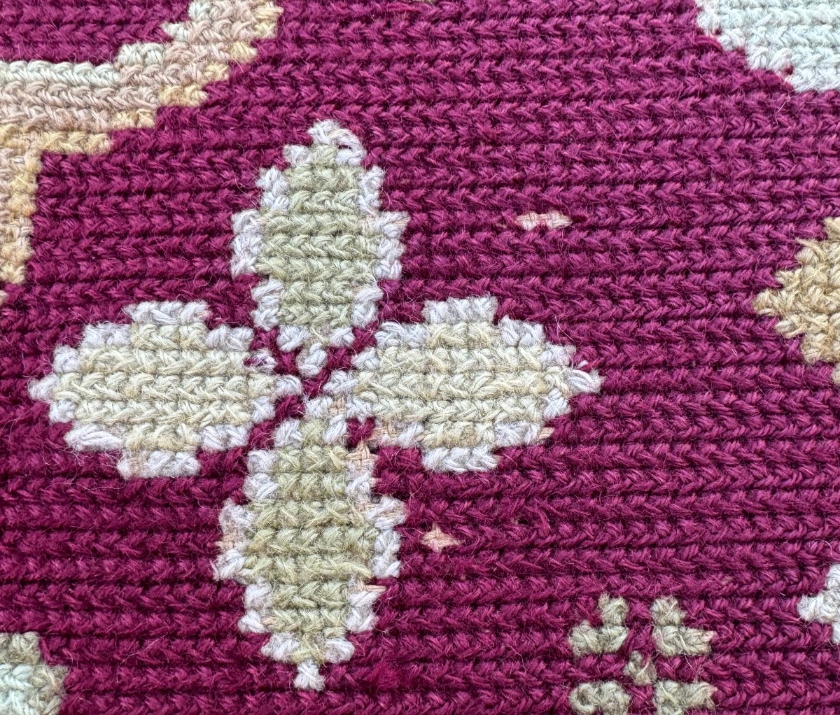 Tapis portugais d’Arraiolos – XXᵉ siècle 320x240 cm-photo-8