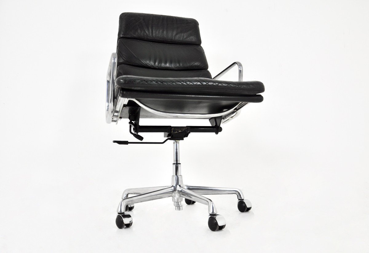 Ea216 Soft Pad Office Chair By Charles & Ray Eames For Icf, 1970s-photo-6