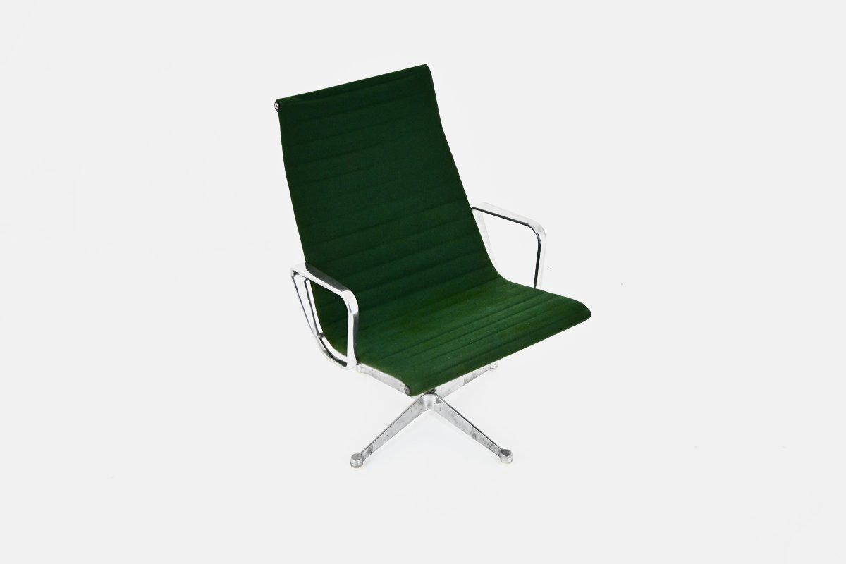 Ea124 Green Armchair By Charles And Ray Eames For Herman Miller, 1970s-photo-1