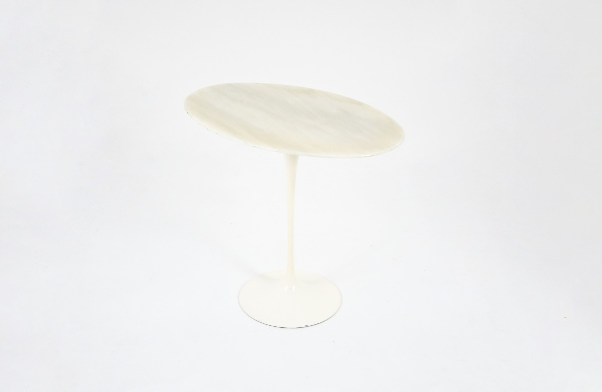 Table d'Appoint Ovale Par Eero Saarinen Pour Knoll International, 1960s