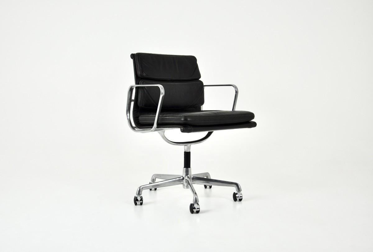 Fauteuil de bureau par Charles et Ray Eames pour Icf, années 1970
