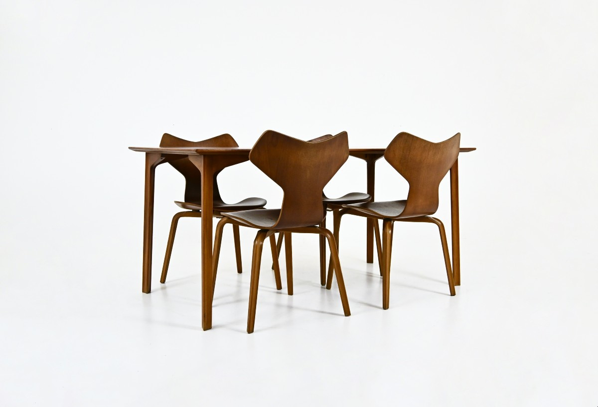 Dining Room Set By Arne Jacobsen For Fritz Hansen, 1950s