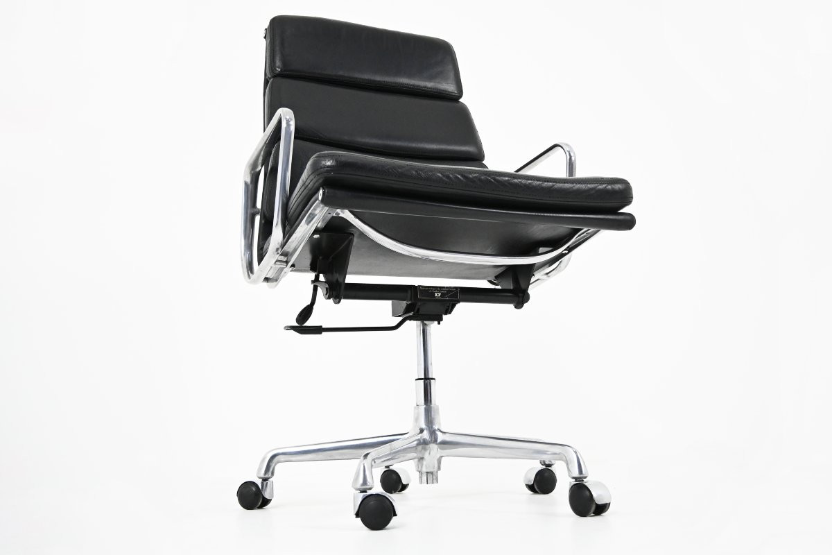 Ea 216 Soft Pad Office Chair, By Charles And Ray Eames For Icf, 1970s-photo-5
