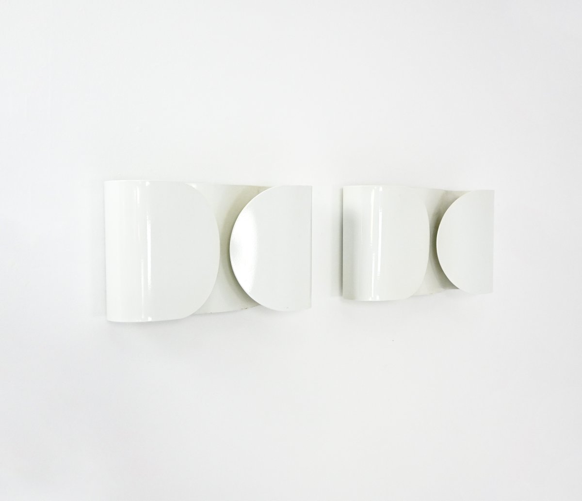 White Foglio Sconces By Tobia & Afra Scarpa For Flos, 1960s, Set Of 2