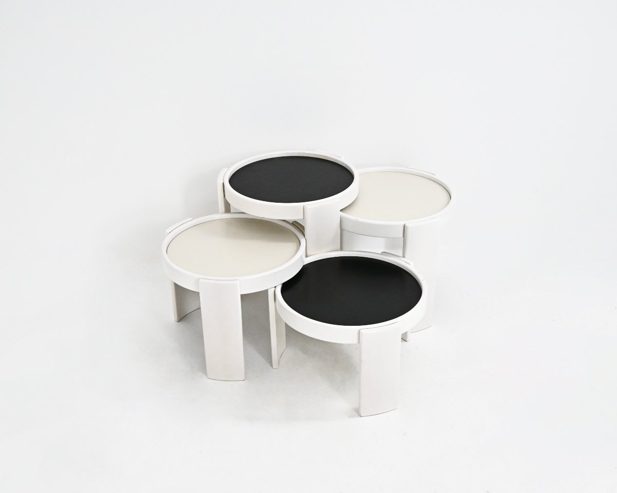 Tables gigognes modèle 780 de Gianfranco Frattini pour Cassina, années 1960