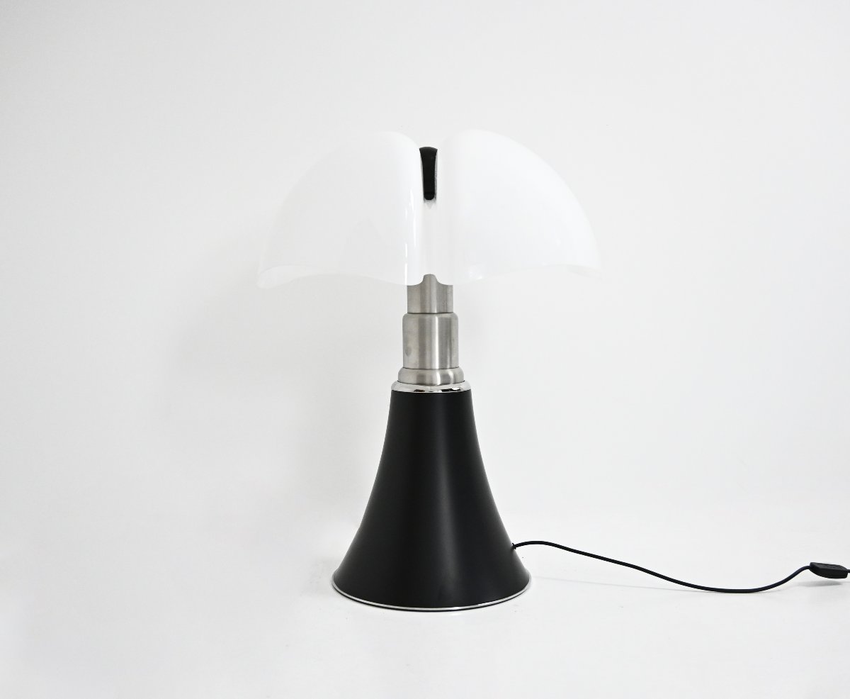 Lampe de table « Pipistrello » de Gae Aulenti pour Martinelli Luce-photo-5