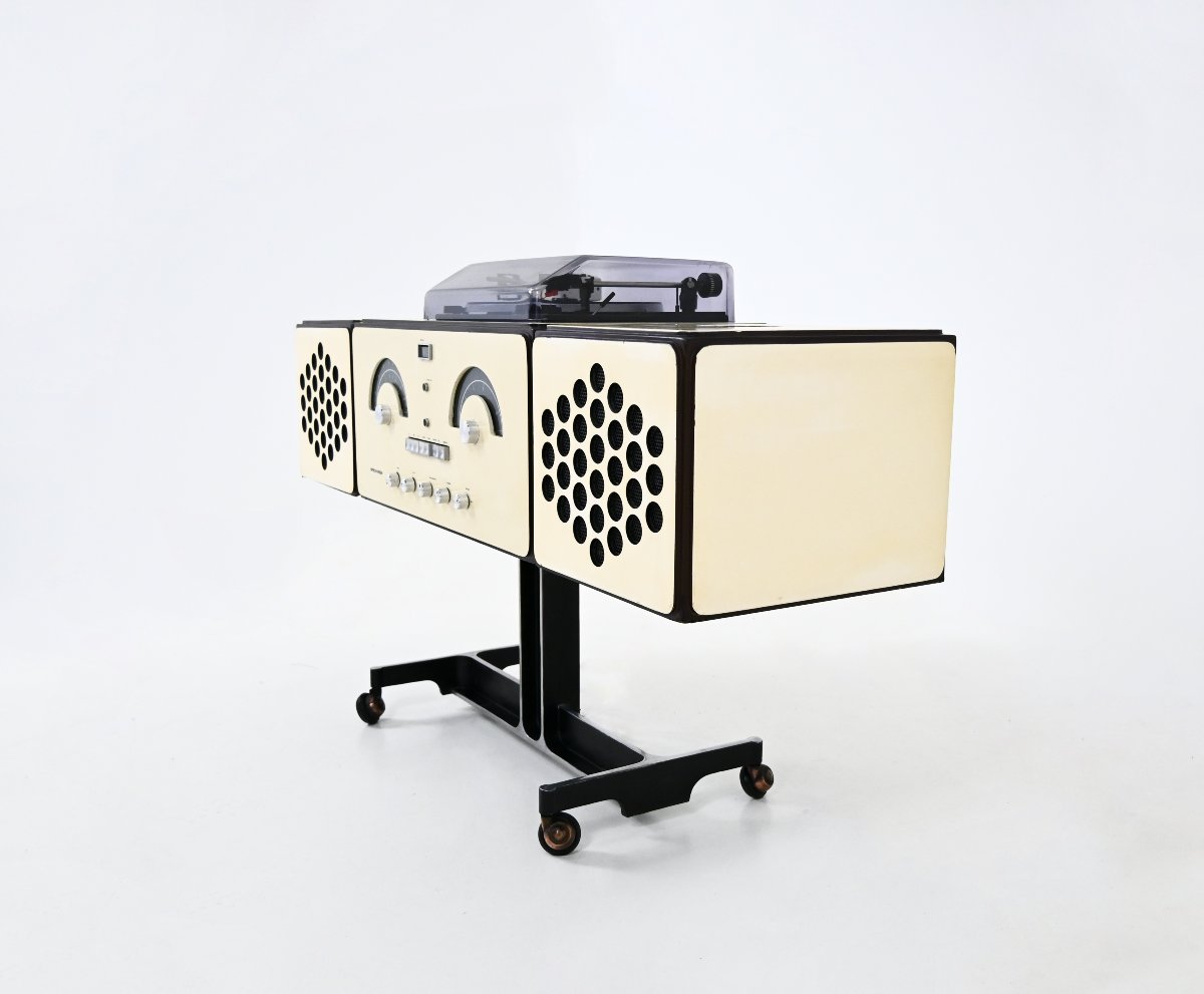 Radio stéréo RR-126 de Pier Giacomo et Achille Castiglioni pour Brionvega, années 1960-photo-1
