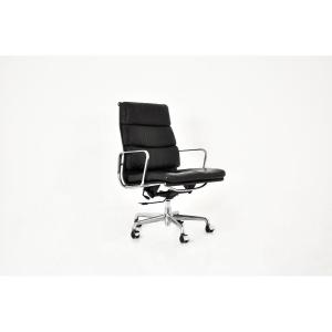 Ea216 Soft Pad Office Chair By Charles & Ray Eames For Icf, 1970s