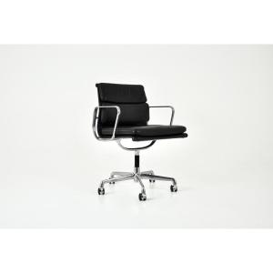Fauteuil de bureau par Charles et Ray Eames pour Icf, années 1970