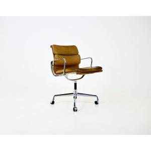 Fauteuil de bureau de Charles et Ray Eames pour Herman Miller, années 1970