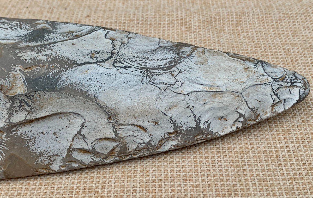 Préhistoire, Superbe hache silex taillé ép néolithique, trouvée en 1979 à Boury (Oise)-photo-3