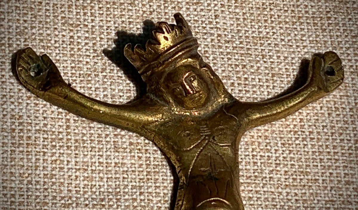 Haute Epoque, XIIIe s christ couronné bronze doré médiéval-photo-1