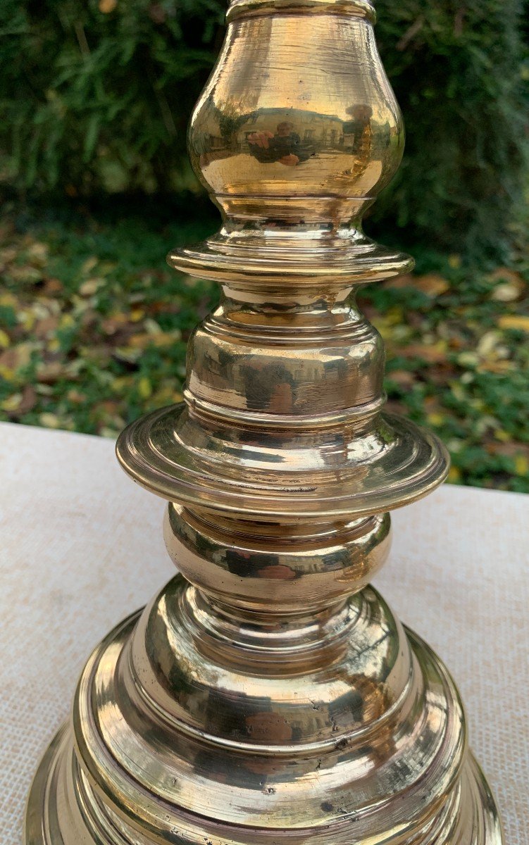 Haute Epoque, 16th Cty Pair Of Turned Bronze & Wrought Iron Candlesticks-photo-3